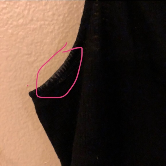 Universal Threads Sleeveless Wrap Shirt w/ Tie at the  Bottom - Picture 6 of 6